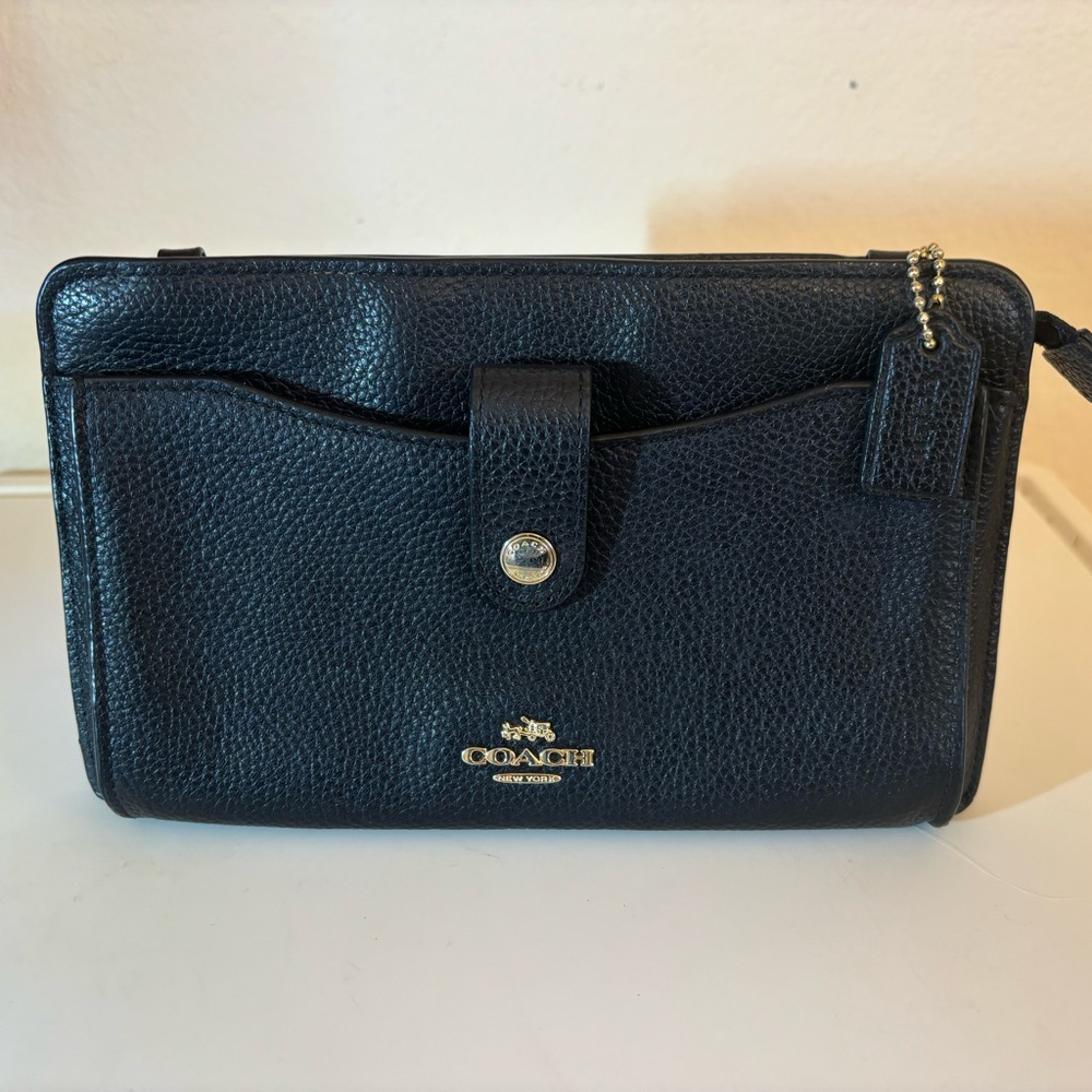 Coach Black Pebbled Leather Crossbody/Clutch Bag, Top Zipper Closure, No Strap